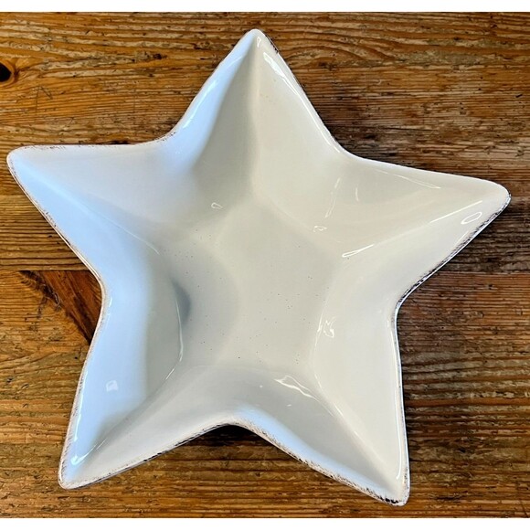 Pottery Barn White Star Bowl 9" Retired Serving Piece Holiday Appetizer Dessert - Picture 1 of 4